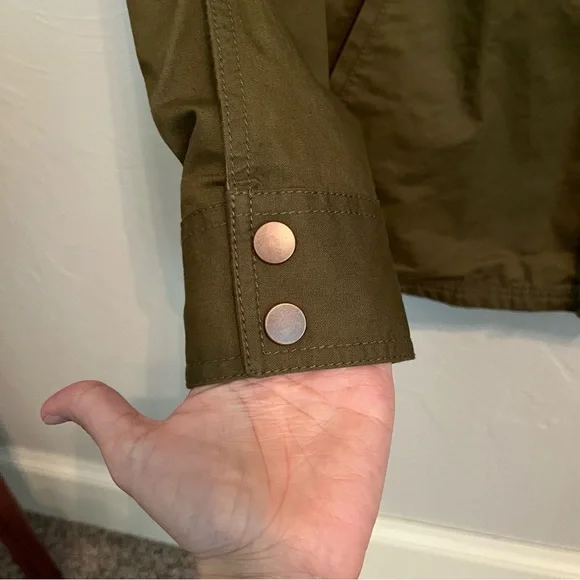 PACT Women’s Organic Cotton Woven Field Jacket in Grape Leaf Size L Like New - Picture 6 of 13